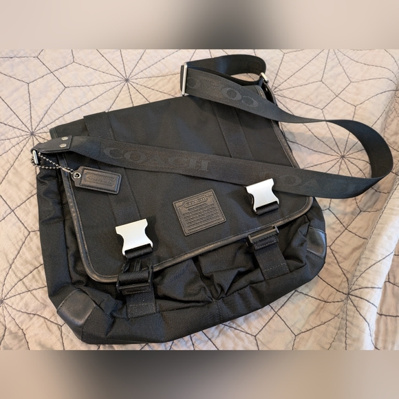 Coach Voyager Messenger Bag - Mens - Picture 7 of 7